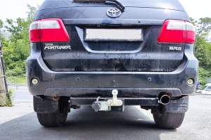 Фаркоп Toyota Fortuner 2004-2015, рама и крюк шар 50 мм, 24865