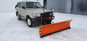 Адаптер для снегоотвала на Toyota Land Cruiser 100