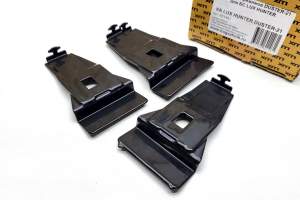 Комплект прижимов DUSTER-21 для БС LUX ХАНТЕР на Nissan Terrano III 2014-2022, 50692