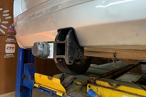 Фаркоп Toyota Land Cruiser Prado 150 10-24 под квадрат, 50мм 24760