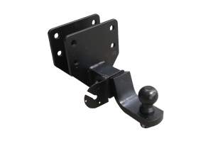 Фаркоп на Toyota Hilux (с отбойным брусом) 2005-2015, под квадрат, 45464